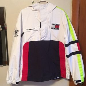 Official Tommy Hilfiger Tommy Jeans  jacket